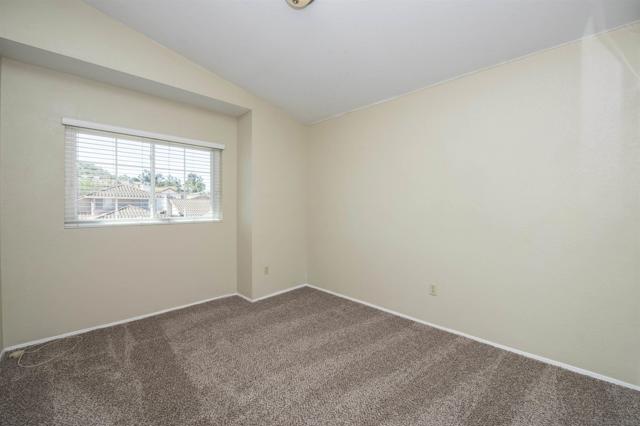 630 Thunder Gln, Escondido CA: https://media.crmls.org/mediaz/c2181c22-679c-4d50-9315-fdd7efa59b0f.jpg