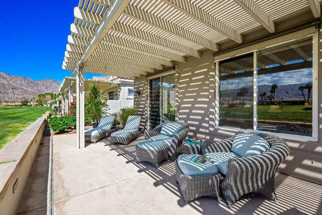 78071 Calle Norte, La Quinta CA: https://media.crmls.org/mediaz/c218b47d-a9d5-4e3a-8fab-d851d9312f58.jpg