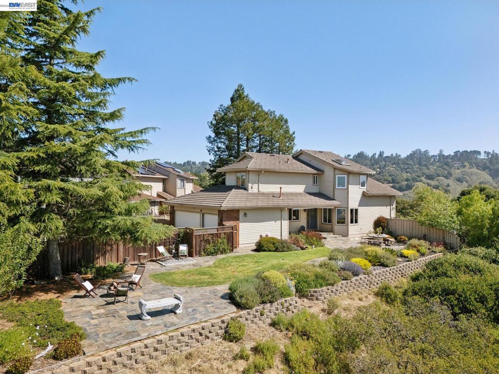 5028 CRYSTAL RIDGE COURT