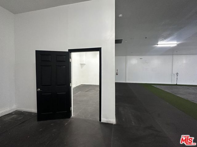  Commercial for Sale in Compton, California