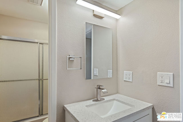 64285 Spyglass Avenue, Desert Hot Springs CA: https://media.crmls.org/mediaz/c21a4547-43fb-4641-9647-57b64ed523d1.jpg