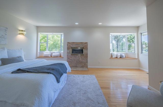 175 Tamarack Drive, Aptos CA: https://media.crmls.org/mediaz/c21a7cc2-2cd4-452b-b851-4f96f2cdc1ff.jpg