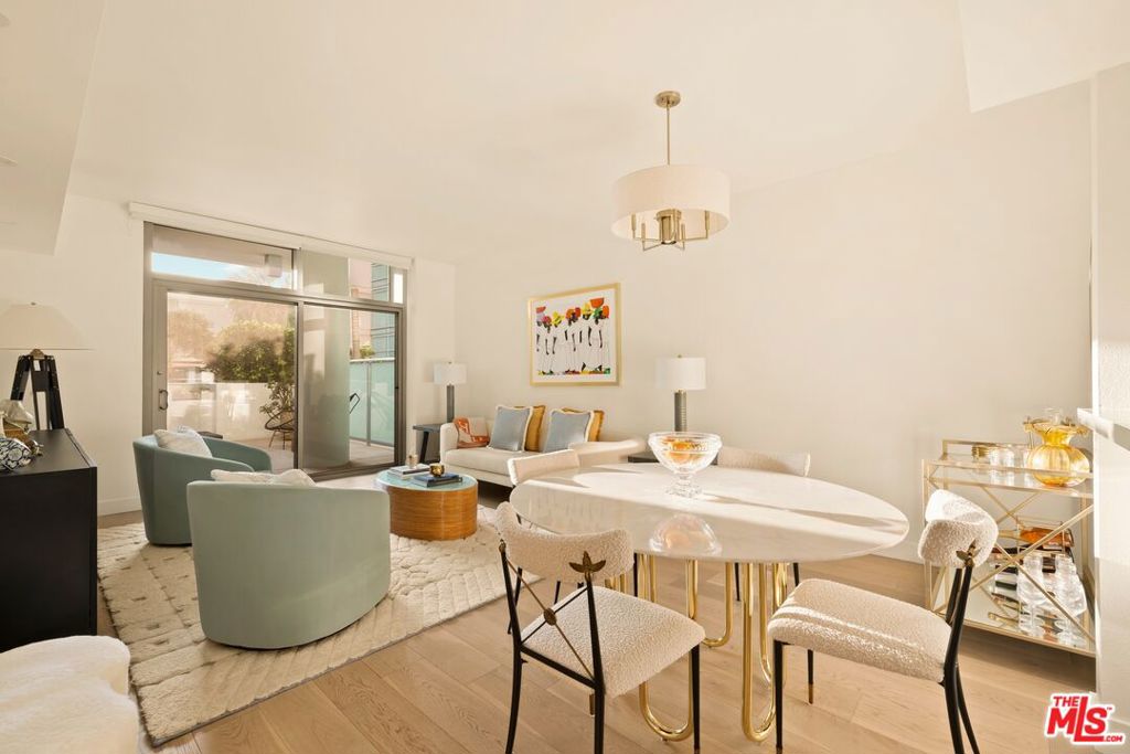 13700 Marina Pointe Drive #314