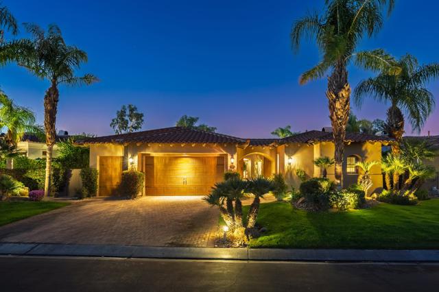 261 Loch Lomond Road, Rancho Mirage CA: https://media.crmls.org/mediaz/c21b4ed4-31c8-48ef-9190-6b84ecfc1728.jpg