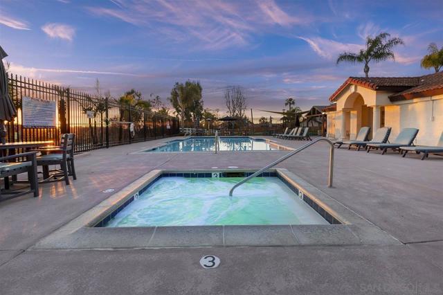 378 Paseo Marguerita, Vista CA: https://media.crmls.org/mediaz/c21ce21f-1c71-49e8-82ac-f17079034efb.jpg