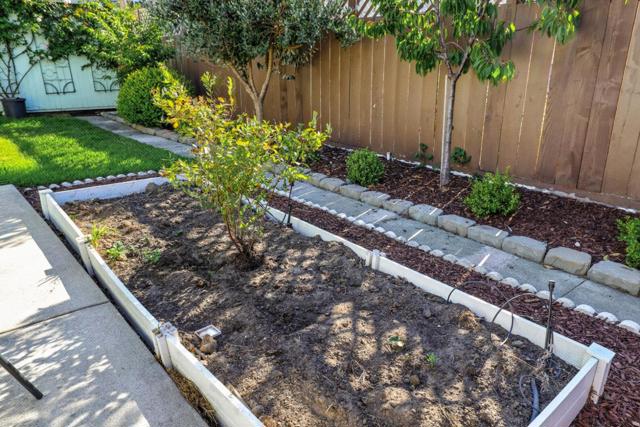 110 Manzanita Avenue, South San Francisco CA: https://media.crmls.org/mediaz/c21de3f8-d113-470d-abec-ac3026409879.jpg