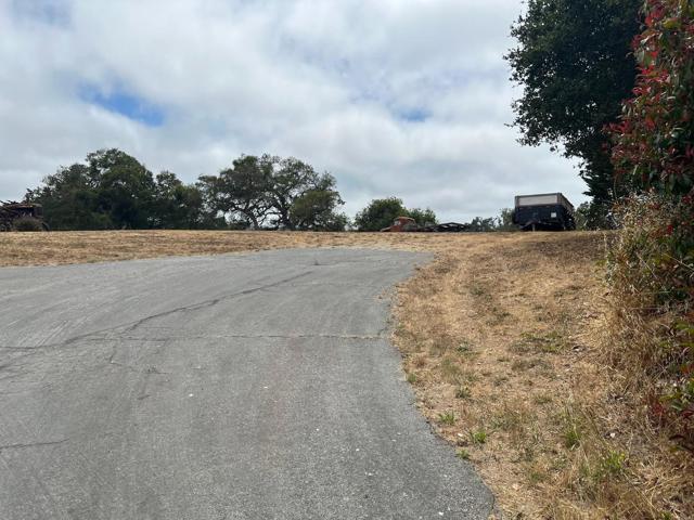 3230 Hillman Lane, Royal Oaks CA: https://media.crmls.org/mediaz/c21e2328-85e6-4b4e-b010-b0ec41c84d46.jpg