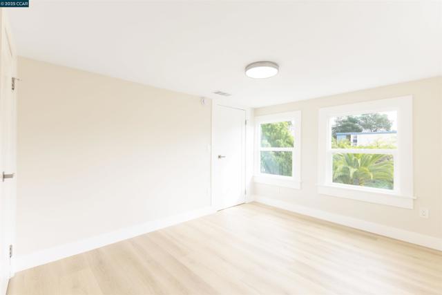 3500 66th Ave, Oakland CA: https://media.crmls.org/mediaz/c21e39b7-2ac5-45c6-9c31-b9ed12d96539.jpg
