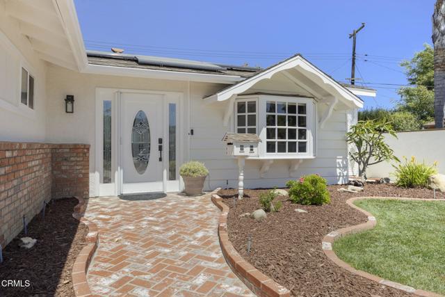 122 Taft Avenue, Ventura CA: https://media.crmls.org/mediaz/c21f8760-7a82-4eeb-bfbe-71958b19e8de.jpg
