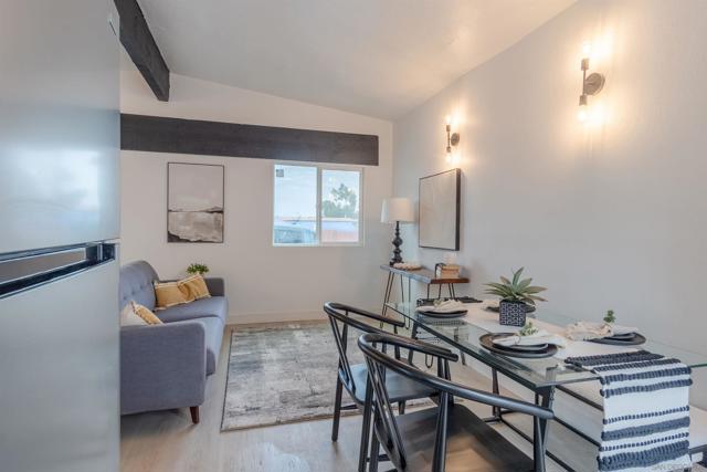 2813 15 46Th St, San Diego CA: https://media.crmls.org/mediaz/c21fb68c-8383-476f-8329-6877b7c591e8.jpg