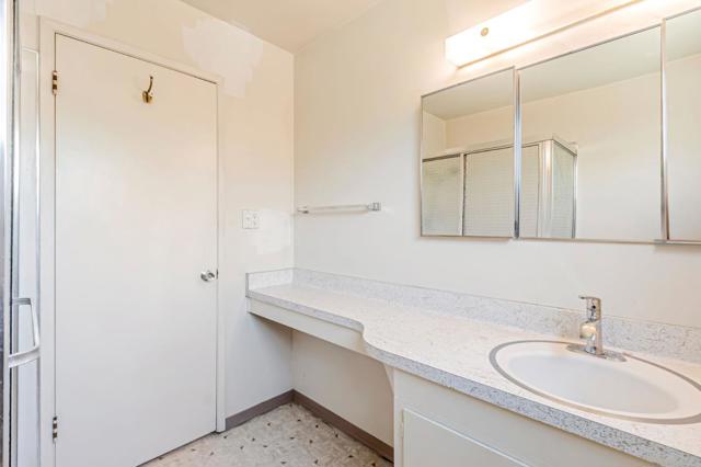 945 San Ramon Court, Mountain View CA: https://media.crmls.org/mediaz/c21fe356-4df9-4fbc-8257-4e926cb4c4af.jpg