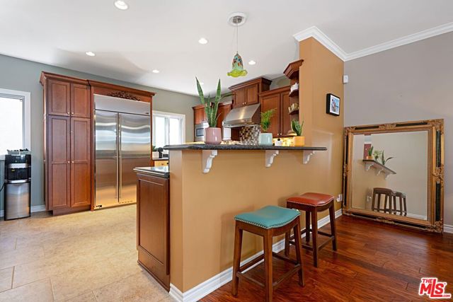 8172 Manitoba Street, 4 photo 7