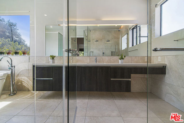 362 N Norton Avenue, Los Angeles CA: https://media.crmls.org/mediaz/c221c3c6-2bc2-4315-851e-33ee126e5935.jpg