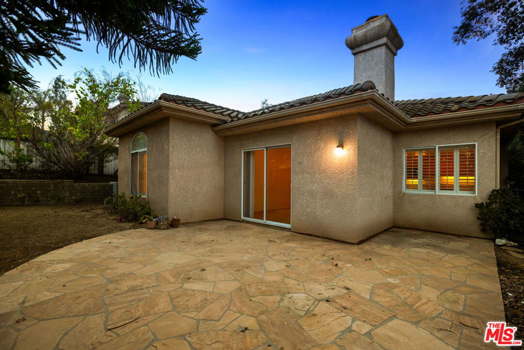 MLS #25589135 image #21