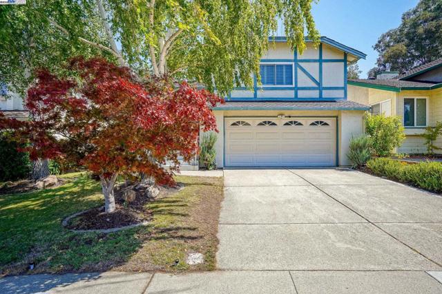 3104 sombrero circle, San Ramon CA: https://media.crmls.org/mediaz/c221e14d-1909-4b06-95e4-9384db840575.jpg
