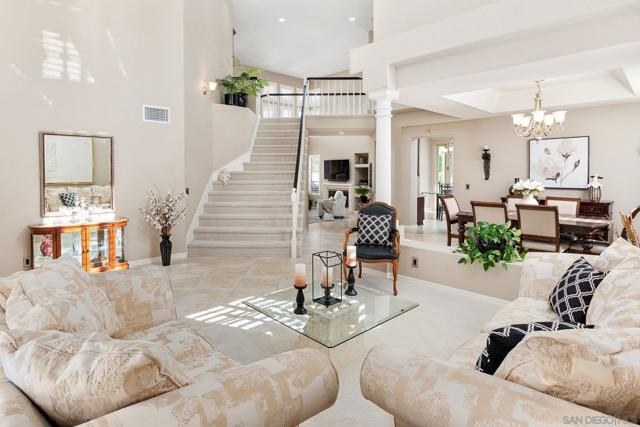 18027 Chieftain Ct, San Diego CA: https://media.crmls.org/mediaz/c2235538-ef23-486c-a17a-8d5db64a1886.jpg
