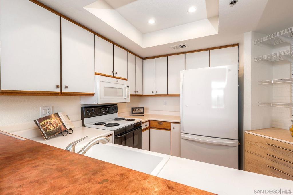 MLS #250043570SD image #7