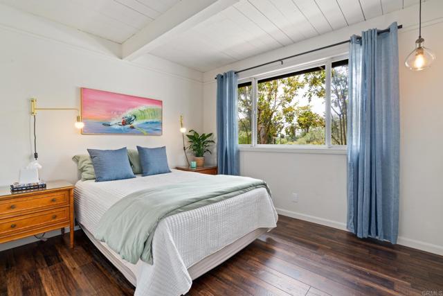 16851 Orchard Bend Road, Poway CA: https://media.crmls.org/mediaz/c2237b2a-bd07-4dfb-9cbc-002a5df67b0f.jpg