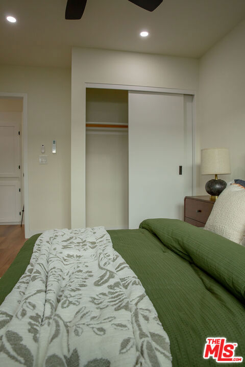 2046 S Burnside Avenue, Los Angeles CA: https://media.crmls.org/mediaz/c223d58b-714f-4db5-98e3-09bbfc50268f.jpg