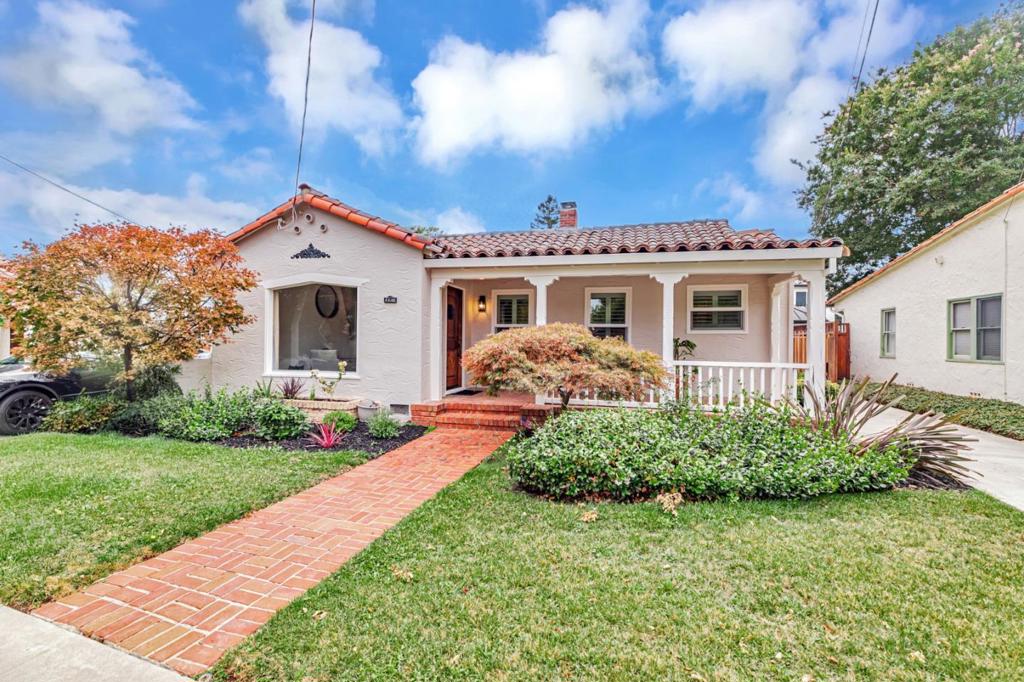 1148 Willow Glen Way