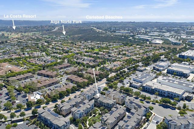 6140 Colt Place, Carlsbad CA: https://media.crmls.org/mediaz/c224e55c-2eb1-4b22-bd4b-6967a84978f7.jpg