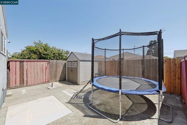 2110 Hellings Avenue, Richmond CA: https://media.crmls.org/mediaz/c2250b30-4b74-41d3-b70e-01bc574b4bdf.jpg