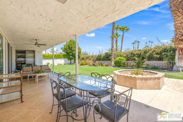 2130 S Toledo Avenue, Palm Springs CA: https://media.crmls.org/mediaz/c22543bd-dba5-4924-84fb-9f28abe6bf41.jpg
