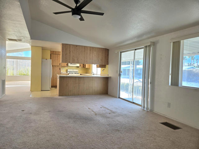 234 Settles Drive, Cathedral City CA: https://media.crmls.org/mediaz/c2254ca2-ddec-47f5-93c6-07e50c9f3cc8.jpg