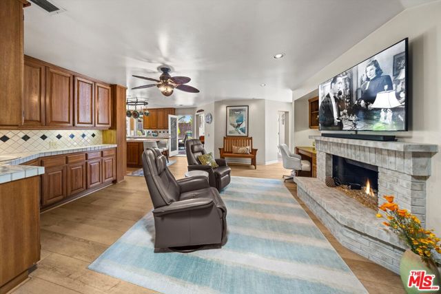 5441 Toltec Drive, Santa Barbara CA: https://media.crmls.org/mediaz/c2267f13-911d-4203-8e3f-ab55d328e5bb.jpg