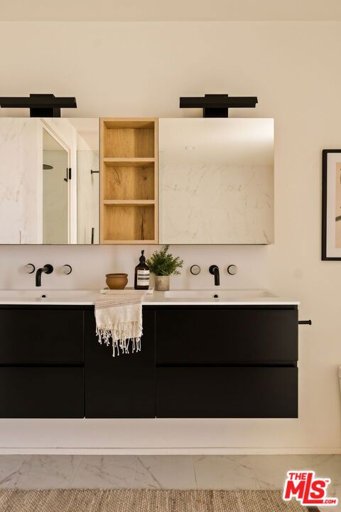 1900 Penmar Avenue, Venice CA: https://media.crmls.org/mediaz/c22923d0-a836-405b-9011-e533dddb91d3.jpg