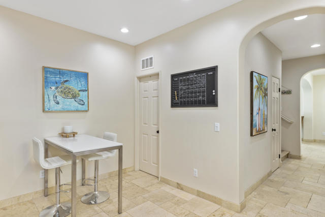 436 Via De La Paz, Palm Desert CA: https://media.crmls.org/mediaz/c229cd6c-a47e-4658-be38-344461ea354b.jpg