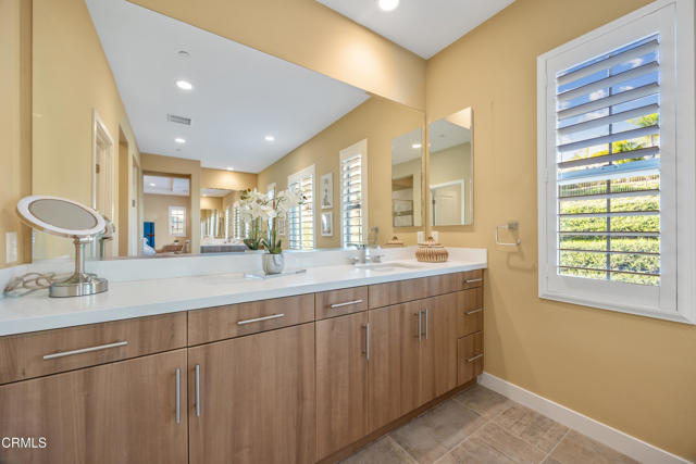 Detail Gallery Image 43 of 73 For 627 E Orange Blossom Way, Azusa,  CA 91702 - 4 Beds | 4/1 Baths