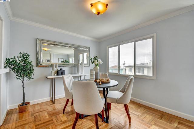 153 Morningside Dr, Daly City CA: https://media.crmls.org/mediaz/c22ba430-6236-4508-9ef4-50f60adf07c0.jpg