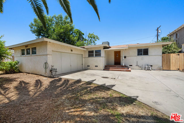 16723 Tribune Street photo 2