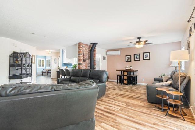 Detail Gallery Image 13 of 62 For 914 N Main Ave, Fallbrook,  CA 92028 - 3 Beds | 2 Baths