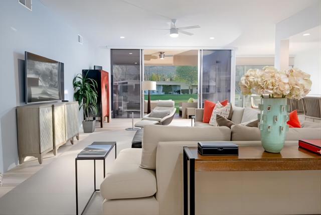 71 Westlake Circle, Palm Springs CA: https://media.crmls.org/mediaz/c2307be1-e746-4fa6-ba9f-3866d3fc3cee.jpg