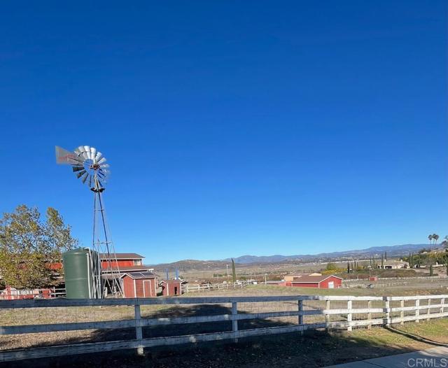 17910 Bluegrass Road, Ramona CA: https://media.crmls.org/mediaz/c23180ff-185b-4e7b-9f3f-467ca6baaa31.jpg