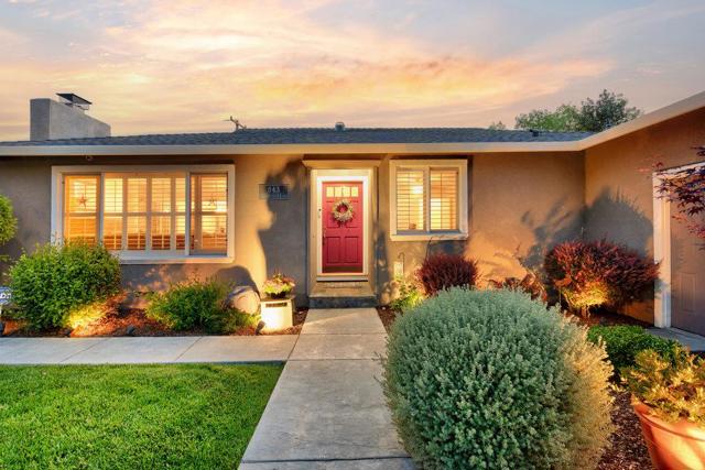 843 S Genevieve Lane, San Jose CA: https://media.crmls.org/mediaz/c231e888-9721-4728-b1a2-3742c1c30bdd.jpg