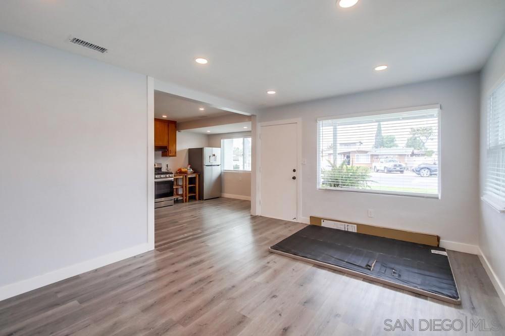 6375 Thorn St - photo 6