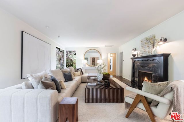 Image 8 of 72 For 10686 Somma Way