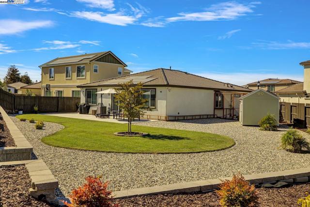 4014 Kenwood Cir, Oakley CA: https://media.crmls.org/mediaz/c23291b4-f495-41e1-8469-b26f6b0238f4.jpg