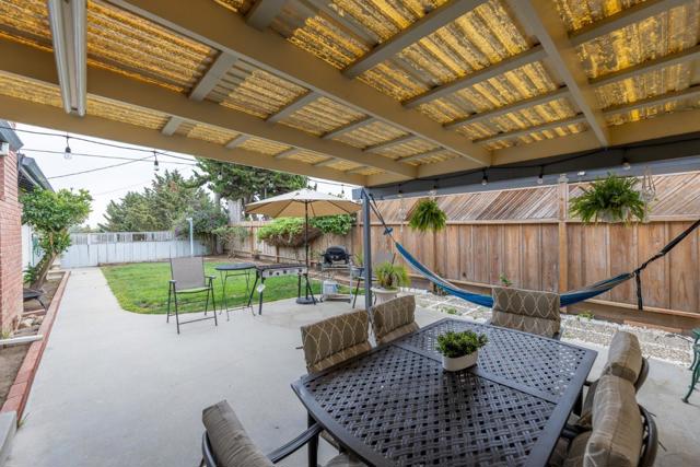 808 Saratoga Drive, Salinas CA: https://media.crmls.org/mediaz/c2332426-7b71-4e92-9fc5-1fb2456ec329.jpg