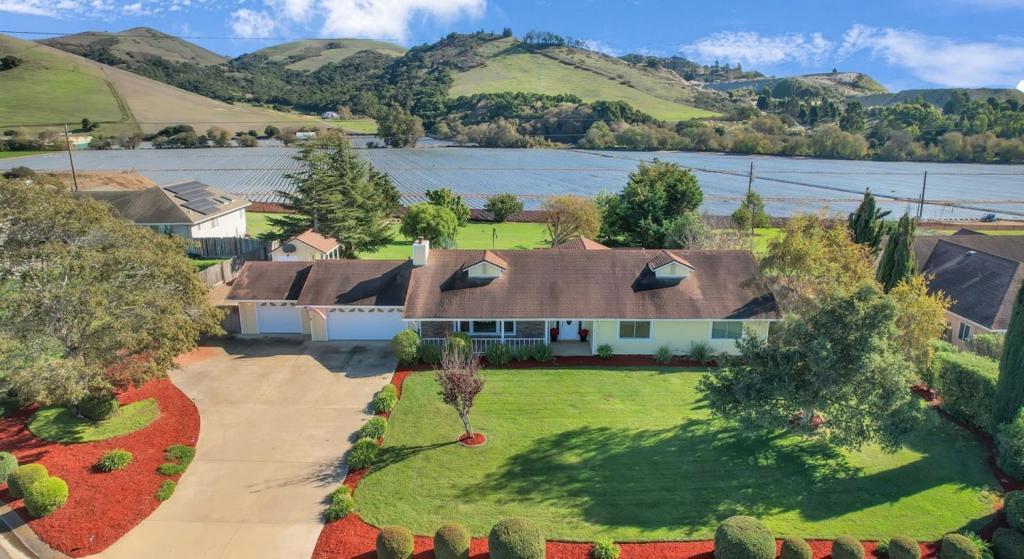 21160 Valle San Juan Drive