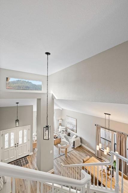 229 Marvilla Circle, Pacifica CA: https://media.crmls.org/mediaz/c2340b3d-1ab1-4def-91dc-09e367d1a19a.jpg