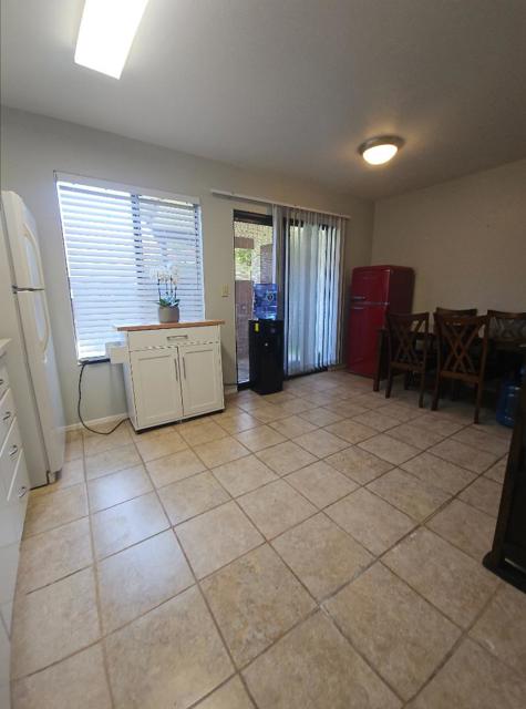 205 Del Valle Circle, El Sobrante CA: https://media.crmls.org/mediaz/c234481f-311d-4854-b13f-2525d84ba17a.jpg