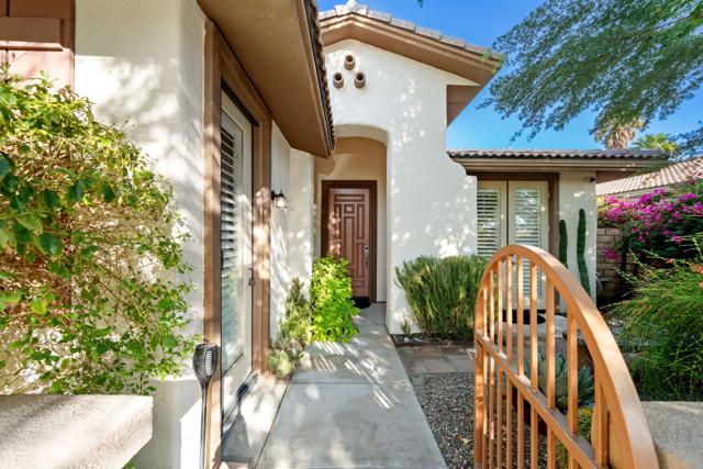 112 Via Tiberio, Rancho Mirage, CA 92270
