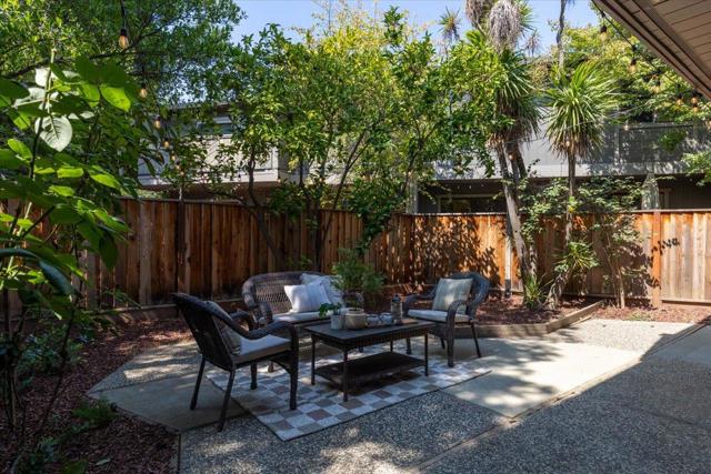 207 Palmer Drive, Los Gatos CA: https://media.crmls.org/mediaz/c235d733-6f91-4605-9e4d-0d1dd86ac5b7.jpg