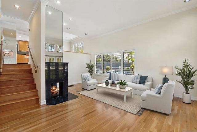 3946 La Jolla Village Dr, La Jolla CA: https://media.crmls.org/mediaz/c2362429-61a8-4ea5-8b07-11a145c7b3c8.jpg