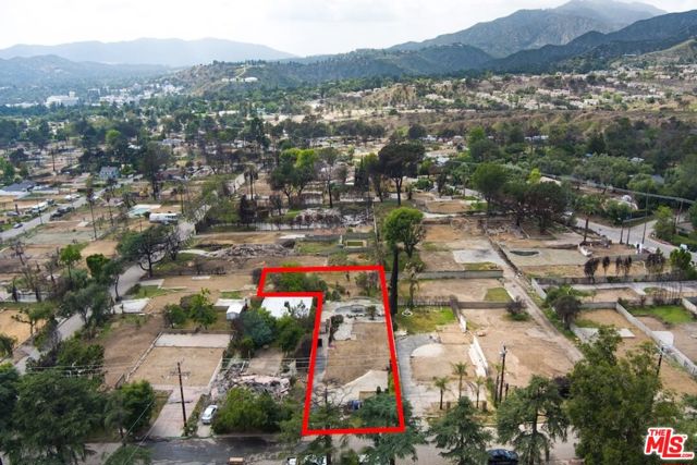 3359 Glenrose Avenue, Altadena CA: https://media.crmls.org/mediaz/c2368241-5fd3-4ac1-adca-7589d16ef491.jpg