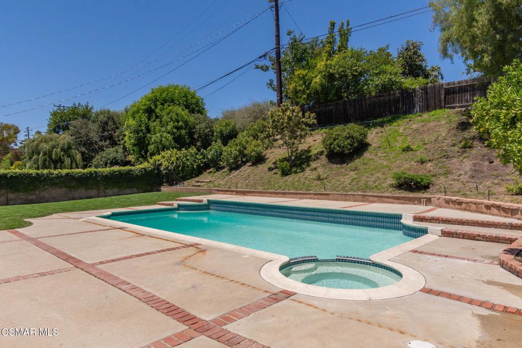 MLS #225003806 img 30